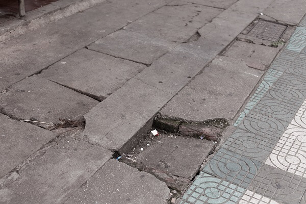 defective sidewalk